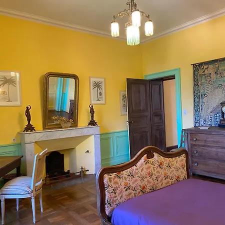 Domaine De Linars ☆ L'etage Du Chateau ☆ Daire