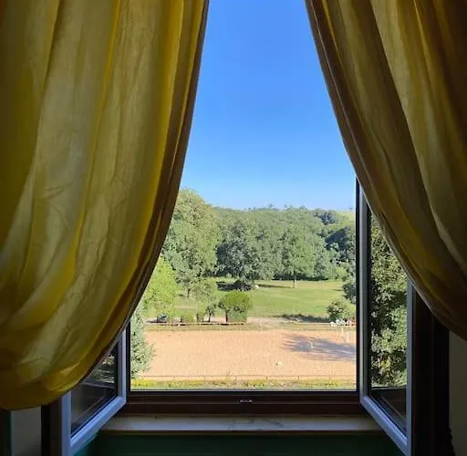 Domaine De Linars ☆ L'étage Du Château ☆ *